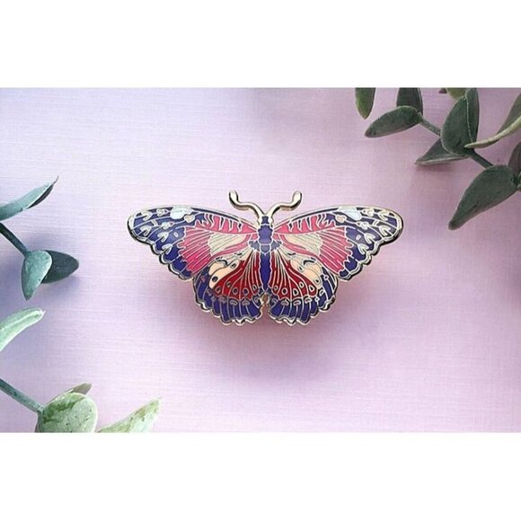 Red Lacewing Butterfly Enamel Pin - Gold Plated Nature Jewelry & Brooch - Picture 6 of 10
